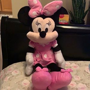 Cute Minnie stuffed animal brand new with tag.